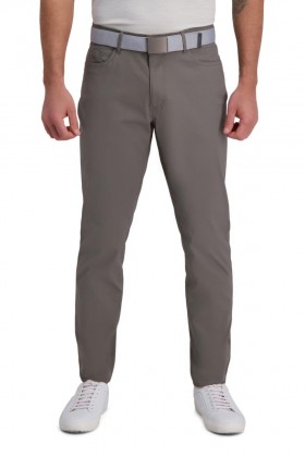  Pantalón casual Haggar | Serie Activa™ City Flex, pantalón de viaje de 5 bolsillos, verde oscuro - Hombre